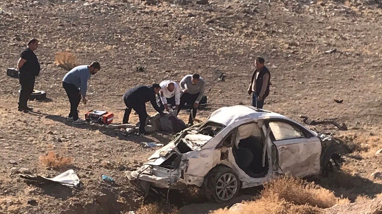 Niğde de feci kaza 2 kişi hayatını kaybetti - Niğde DMC Haber