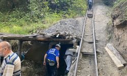 Ruhsatsız işletilen maden ocağında göçük, 1 işçiyi kurtarma çalışmaları sürüyor