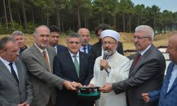 Diyanet İşleri Başkanı Erbaş: "Camisiz camia olmaz"