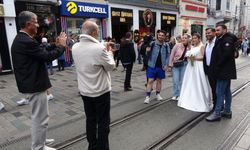 İranlı gelin ve damada yoğun ilgi