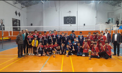 Erkek ve Kız Voleybol müsabakaları şampiyonu belli oldu !