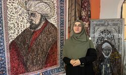 Halıların üzerine tarihi şahsiyetleri çiziyor