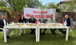 Ecz. Nihat Öztürk: “Eczacılık topluma sağlık sunmaktır”