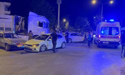 Dört araç birbirine girdi: 2 yaralı