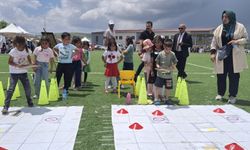 Çocuk şenliği renkli görüntülere sahne oldu