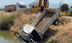 İki aracın çarpıştığı kazada : 3 yaralı