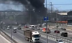 Döküm fabrikasında yangın dumanlar yükseldi
