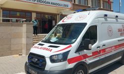 YKS’de fenalaşan iki aday hastaneye kaldırıldı