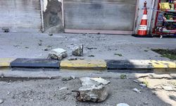 Binadan kopan taş parçaları korkuttu