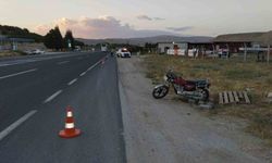 Otomobil motosiklete çarptı: 1 yaralı