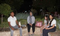 Sıcaktan bunalan vatandaşlar soluğu parklarda aldı