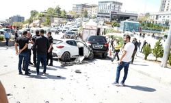 Zincirleme trafik kazasında 1’i çocuk 3 kişi yaralandı