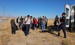 Düğün konvoyunda feci kaza: 4 yaralı