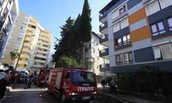 Teras katta çıkan yangın paniğe neden oldu