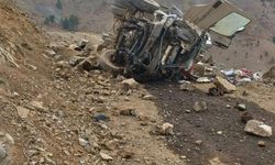Beton mikseri yamaçtan yuvarlandı: 1 yaralı