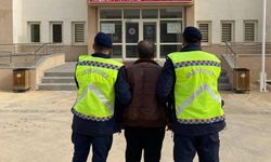 Dolandırıcılıktan aranan şahıs, uygulama noktasında yakalandı