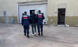 Aranan 5 şahsı jandarma yakaladı
