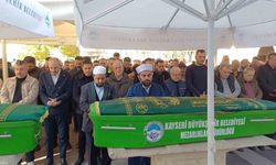 Oğlu tarafından öldürülen adam toprağa verildi