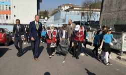 Öğrenciler hem eğlendi hem temizlik yaptı