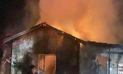 Yanan ev için vatandaşlara yardım çağrısı