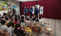 Polislerden öğrencilere güvenlik eğitimi
