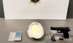 880 gram metamfetamin ele geçirildi