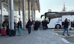 Niğde Otogarı'nda tatil telaşı