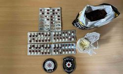 3 kişinin üstünde 71 sentetik ecza hap ele geçirildi