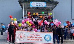 Altunhisar’da “Merkezim Her Yerde” Projesi öğrencilerle buluştu