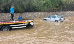 Alanya-Antalya karayolunda araçlar mahsur kaldı