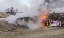 Odunluk deposunda yangın