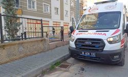 Kayseri'de 8. kattan düşen kadın öldü