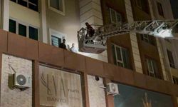 Bir garip olay: 3'üncü kattan çarşafla indiler: 2 gözaltı
