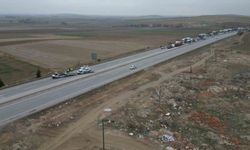 Maddi hasarlı kaza kara yolunu tek yönlü ulaşıma kapattı