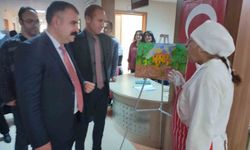 Özel bireylerin yıl boyunca ürettiği eserler sergilendi