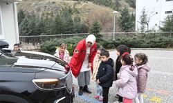 Yerli Malı Haftası kapsamında öğrencilere Togg tanıtıldı