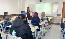 KPSS yolculuğunda Niğde HEM kursiyerlerinin yanında