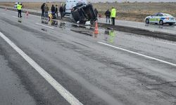 Niğde’de otomobil takla attı: 2 ölü, 1 yaralı