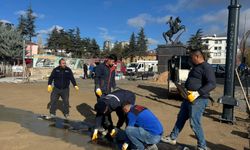 Niğde’de Atatürk Heykelinde son dokunuşlar