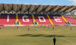 Niğde Belediyegücü evinde kazandı