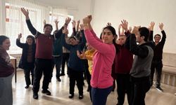 Niğde’de yetişkinlere yönelik drama temelli eğitim sürüyor