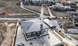 Kendi kendine yeten cami modeli