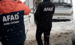 Cenaze taşıyan minibüs devrildi: 22 yaralı