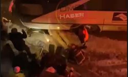 Niğde’de işçi servisinin çarptığı yaya yaralandı