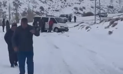 Çamardı’da 9 aracın karıştığı zincirleme kaza