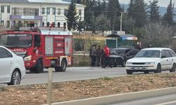 Otomobil alev alev yandı