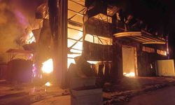 Sünger deposu alevlere teslim oldu