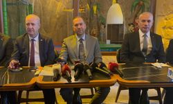 Başkan Özdemir gazetecilerle buluştu: “En zor mesleklerden birini yapıyorsunuz”