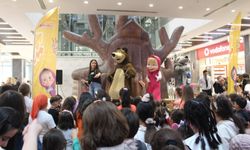 Tema Park AVM’de çocuklar ‘Maşa ve Koca Ayı’ ile buluştu