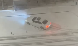 Niğde’de buzlanma sürücüyü ters istikamete çevirdi